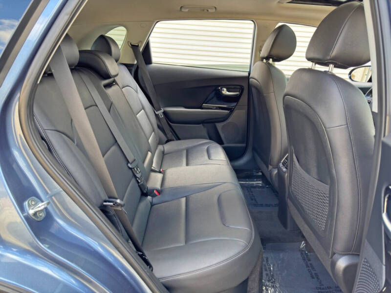 2020 Kia Niro Plug-In Hybrid EX Premium