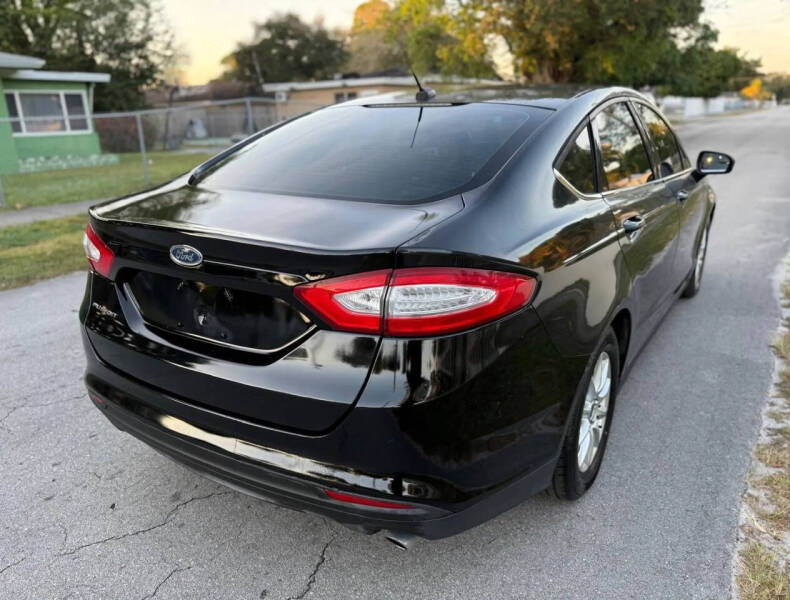 2015 Ford Fusion S