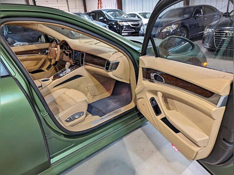 2011 Porsche Panamera