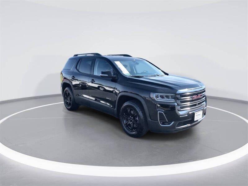 2022 GMC Acadia AT4