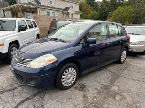 2009 Nissan Versa for sale at JR's Auto Connection in Hudson NH