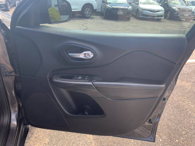 2016 Jeep Cherokee Latitude Altitude