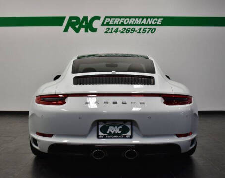 2017 Porsche 911 Carrera 4S