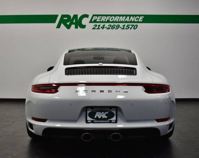 2017 Porsche 911 Carrera 4S