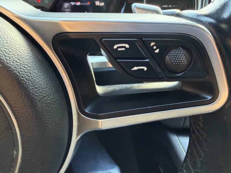 2018 Porsche Macan S