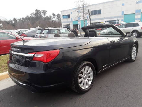 2011 Chrysler 200 Convertible for sale at M & M Auto Brokers in Chantilly VA