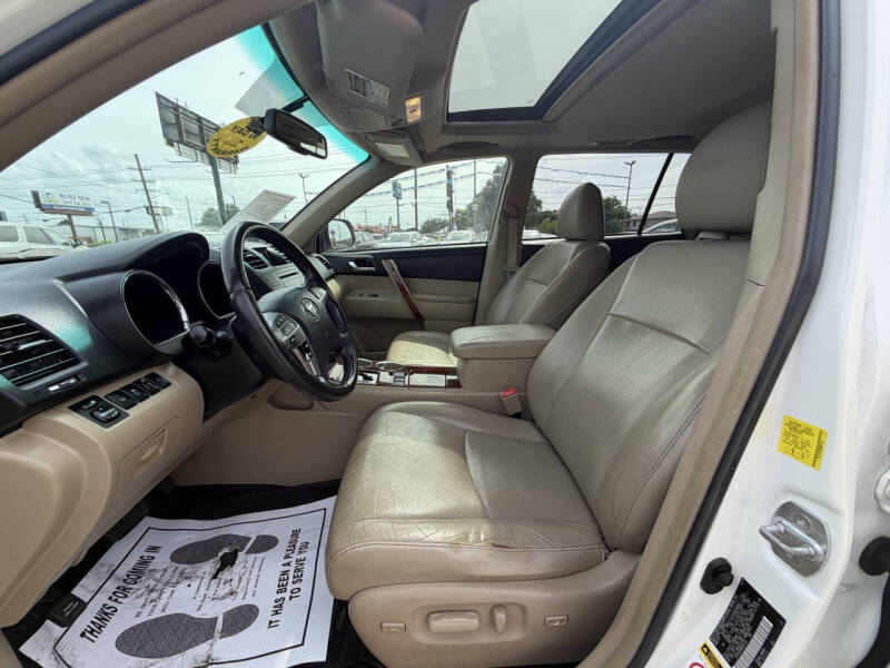 2011 Toyota Highlander Limited