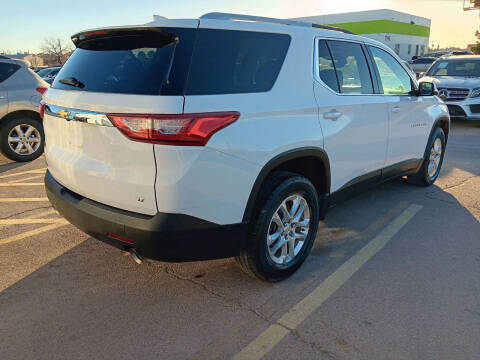 2018 Chevrolet Traverse LT Cloth