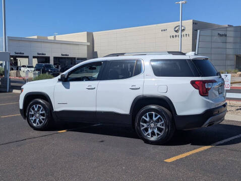 2023 GMC Acadia SLT