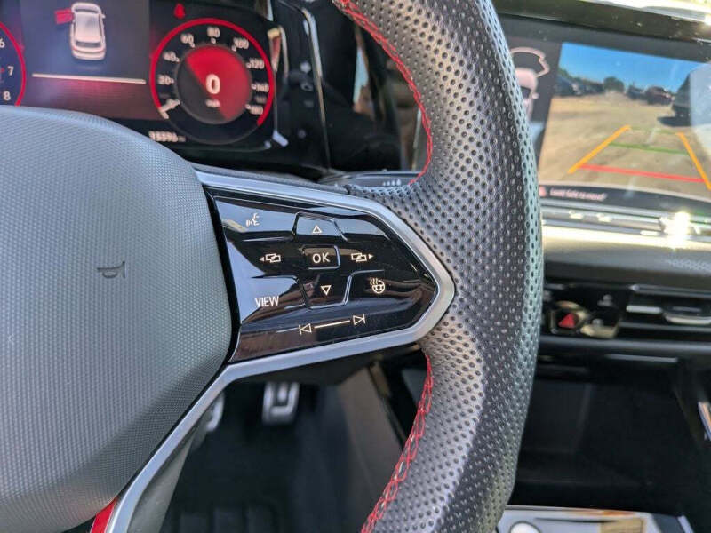 2024 Volkswagen Golf GTI 380 SE