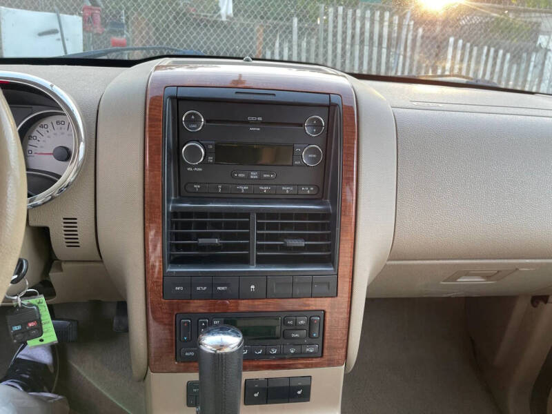 2009 Ford Explorer Eddie Bauer