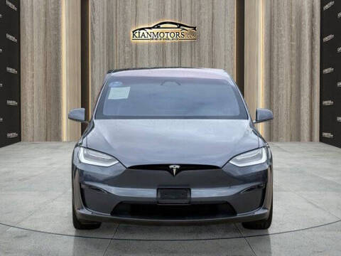 2022 Tesla Model X Plaid