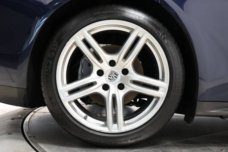 2018 Porsche Panamera