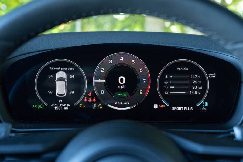 2025 Porsche Cayenne E-Hybrid