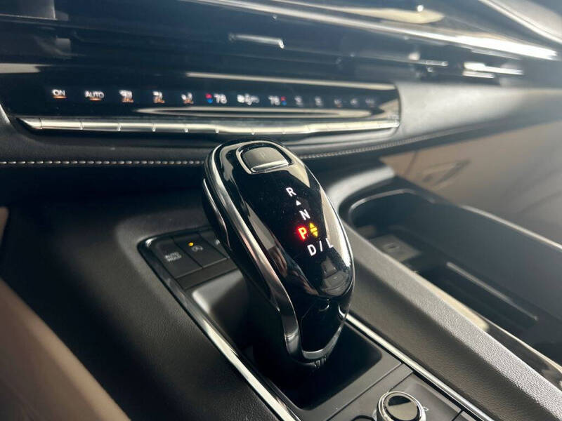 2024 Cadillac Escalade Premium Luxury