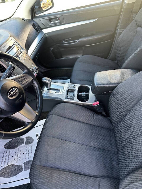 2011 Subaru Outback 2.5i Premium