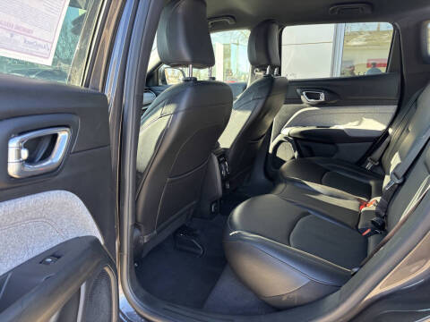 2023 Jeep Compass Latitude Lux