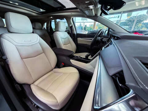 2022 Cadillac XT5 Premium Luxury