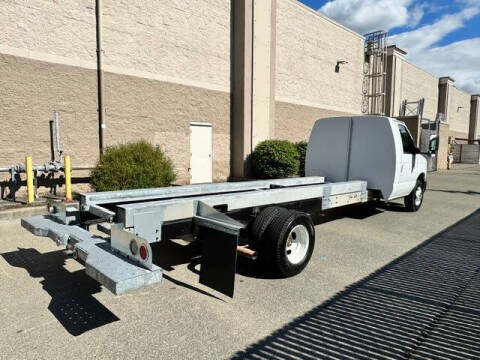 2011 Ford E-Series E-450 SD