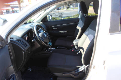 2016 Mitsubishi Outlander Sport 2.4 SE