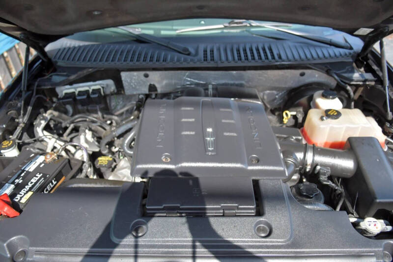 2009 Lincoln Navigator L