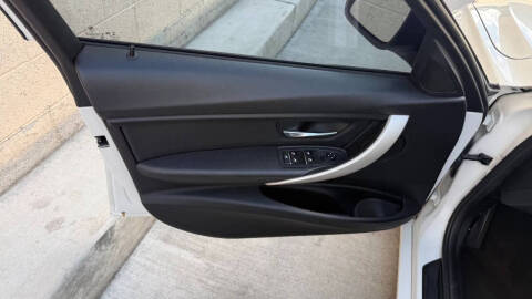 2017 BMW 3 Series 320i