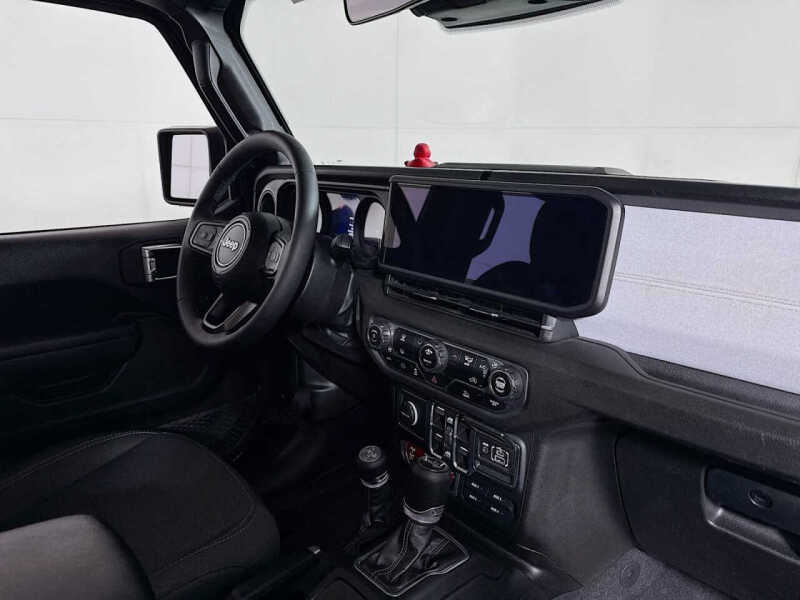 2025 Jeep Wrangler