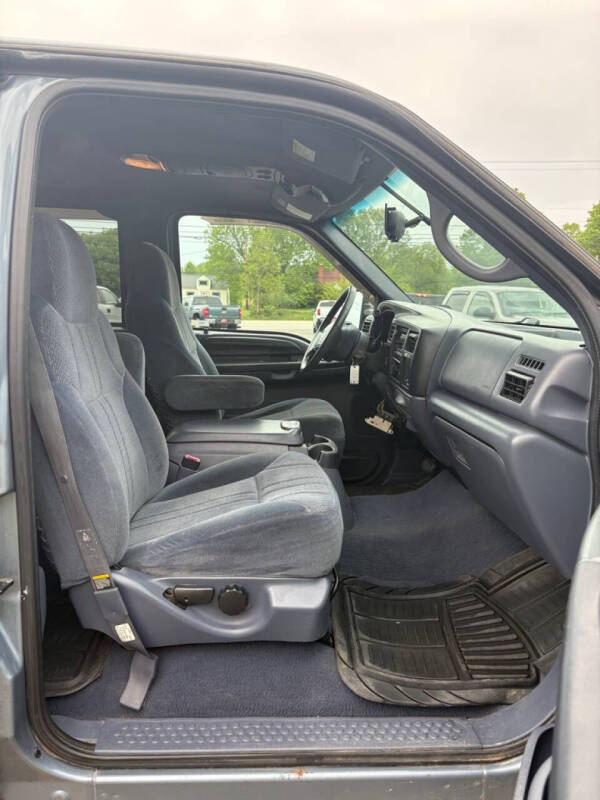 2000 Ford Excursion XLT