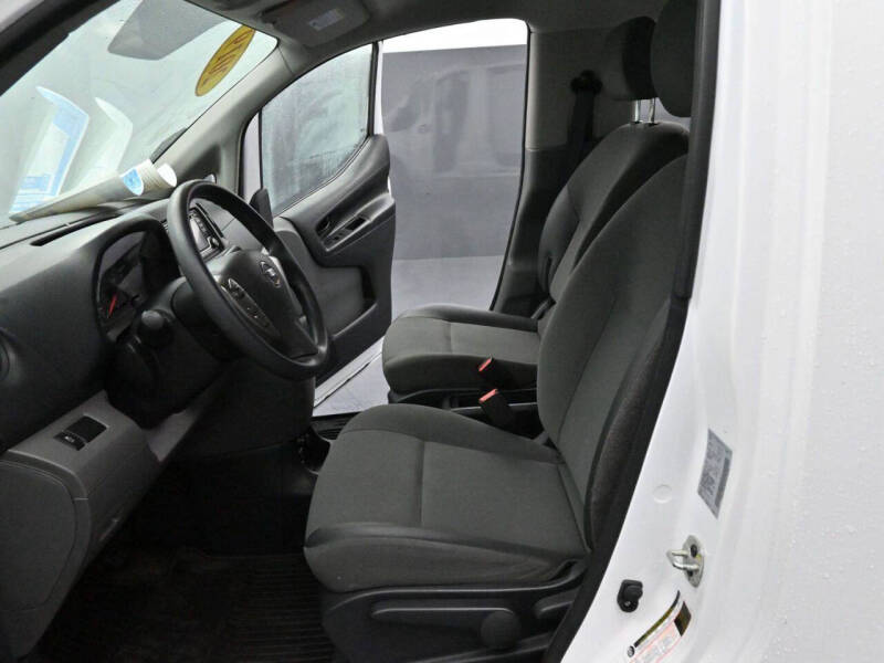 2019 Nissan NV200 S