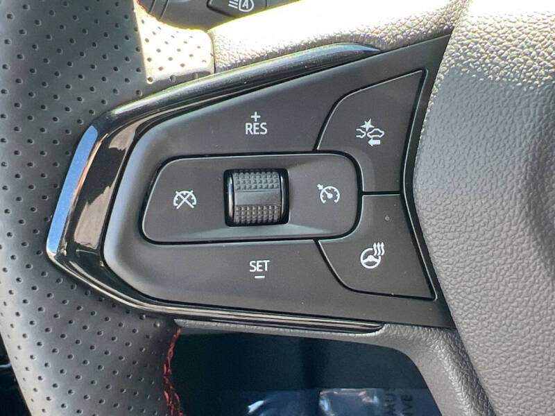 2025 Chevrolet Trax RS