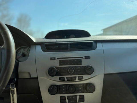 2010 Ford Focus SES
