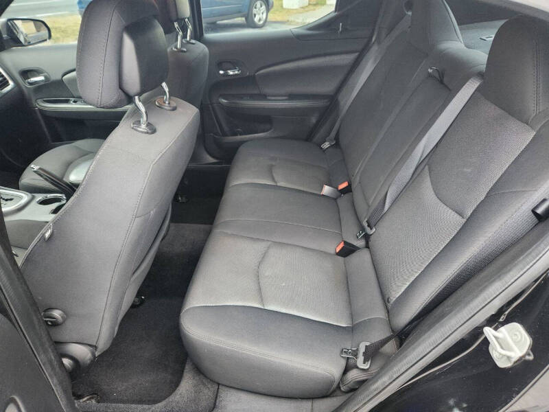 2013 Dodge Avenger SE