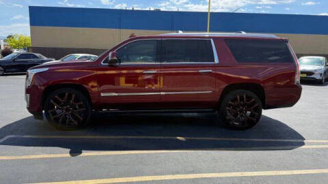 2017 Cadillac Escalade ESV Platinum