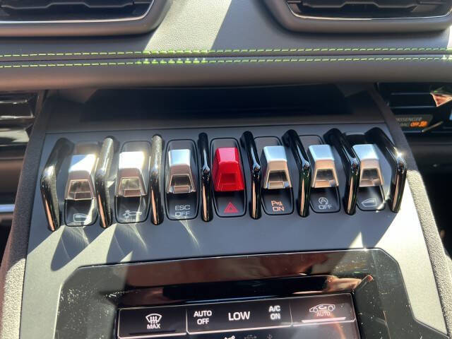 2023 Lamborghini Huracan Tecnica