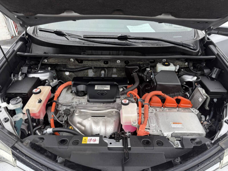 2018 Toyota RAV4 Hybrid XLE