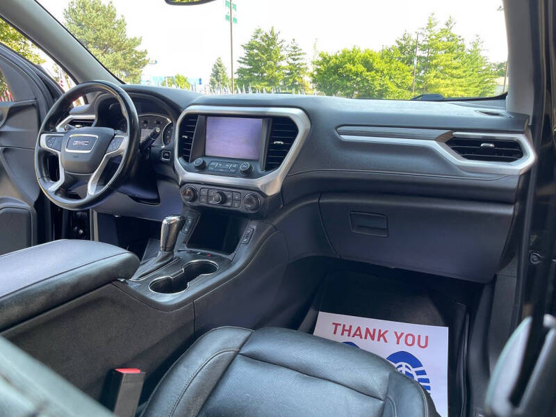 2019 GMC Acadia SLT-1