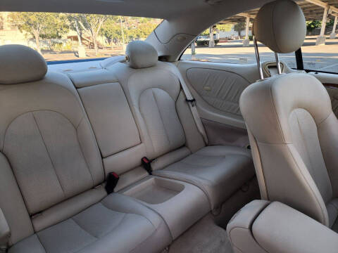 2004 Mercedes-Benz CLK CLK 320