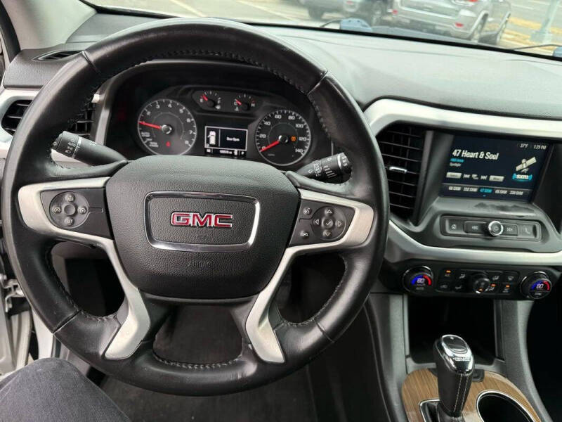 2018 GMC Acadia SLE-1