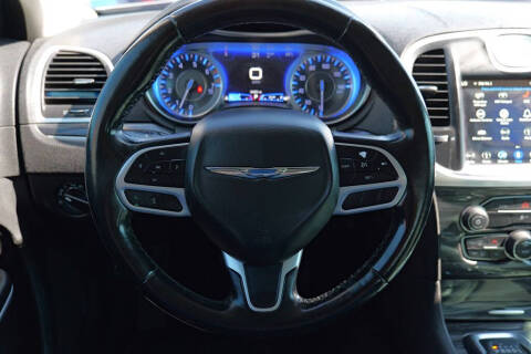 2019 Chrysler 300 Touring