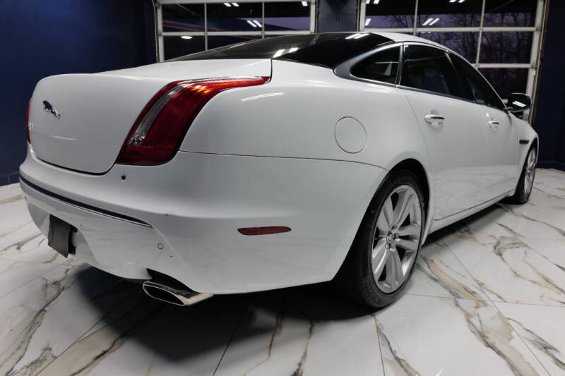 2012 Jaguar XJL Portfolio