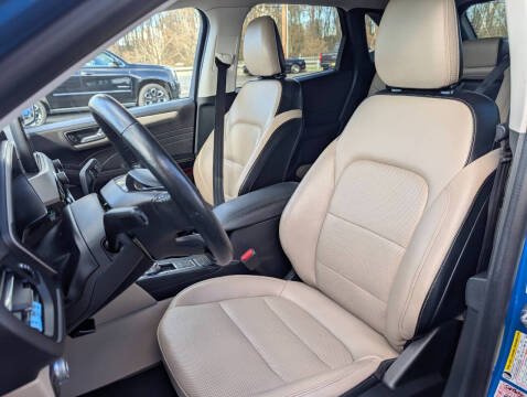 2021 Ford Escape SEL