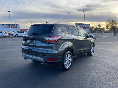 2017 Ford Escape SE