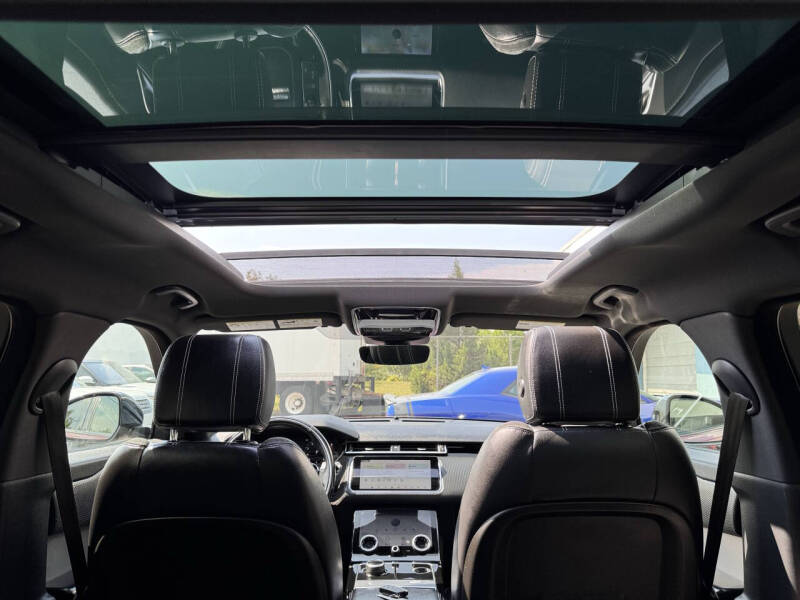 2019 Land Rover Range Rover Velar P250 R-Dynamic SE