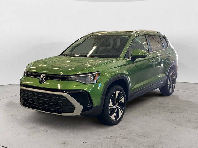 2026 Volkswagen Taos SE 4Motion