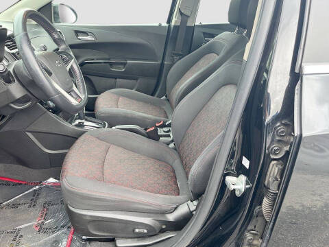 2018 Chevrolet Sonic LT Auto