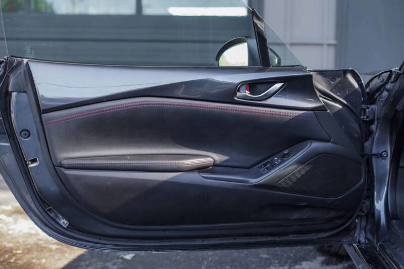 2016 Mazda MX-5 Miata Club