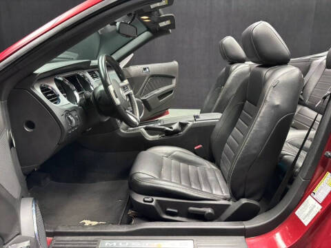 2010 Ford Mustang V6 Premium