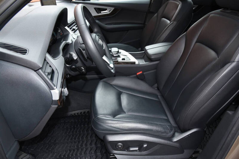 2019 Audi Q7 quattro SE Premium Plus 45 TFSI