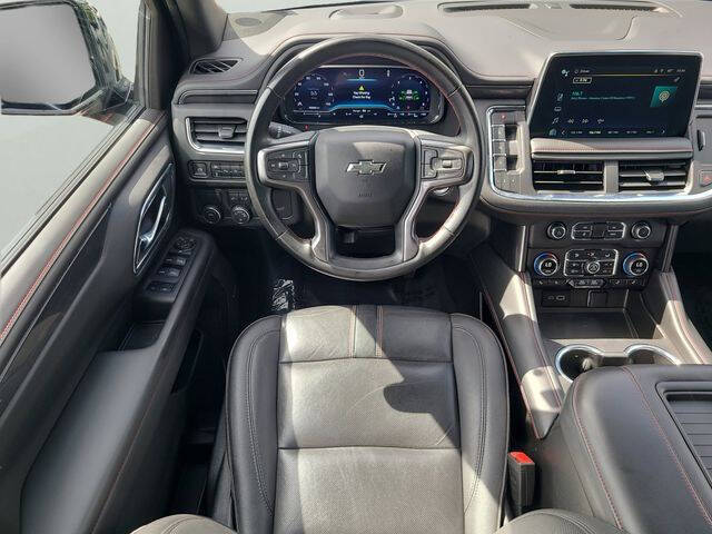 2024 Chevrolet Suburban RST