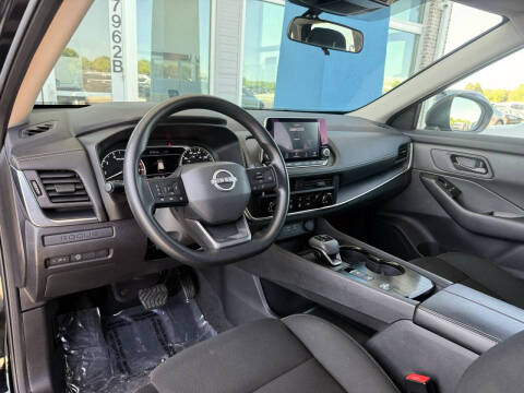 2025 Nissan Rogue S